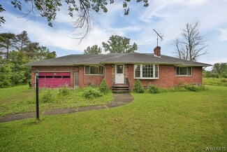 500 Hall Rd, Elma, NY 14059