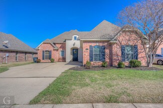 407 Fair Oaks St, Bossier City, LA 71112