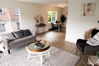 308 Summit Ave E Unit 305, Seattle, WA 98102