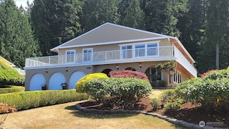 8308 Frederick Place, Edmonds, WA 98026