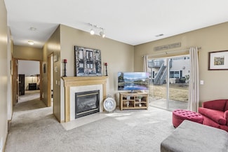 1519 Yorkshire Ln, Shakopee, MN 55379