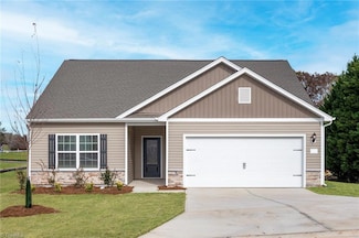 1084 Russell Dr, Winston-Salem, NC 27127