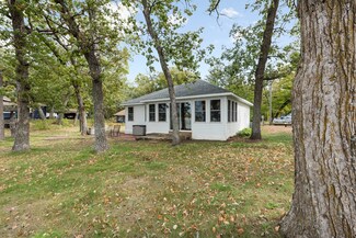 7014 107th Ave, Clear Lake, MN 55319