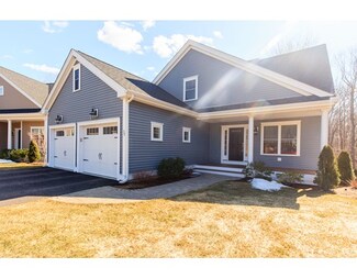 39 Winterberry Ln, North Easton, MA 02356