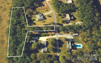 228 Magnolia Ridge Dr, Ellenboro, NC 28040