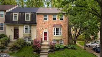 10121 Wood Green Way, Burke, VA 22015