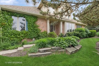 1793 Brush Hill Ln, Glenview, IL 60025