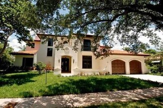 911 Paradiso Ave, Coral Gables, FL 33146
