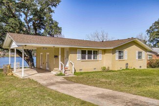 5701 E Shore Dr, Pensacola, FL 32505