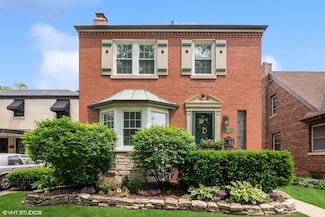 10447 S Oakley Ave, Chicago, IL 60643