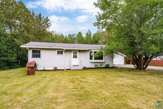 5431 W Arrowhead Rd, Hermantown, MN 55811