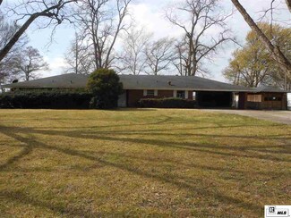 1820 Island Point Dr, Lake Providence, LA 71254