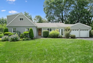 96 Highridge Rd, New Rochelle, NY 10804
