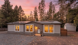 10066 Smith Rd, Grass Valley, CA 95949