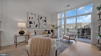 145 Riverhaven Dr Unit 514, National Harbor, MD 20745