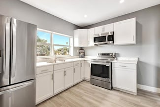 3708 Roseland Dr, West Palm Beach, FL 33405