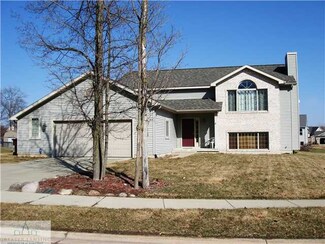 8692 Jacaranda Dr, Dimondale, MI 48821