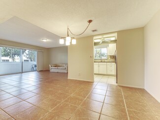 2580 Boundbrook Blvd Unit 101, West Palm Beach, FL 33406