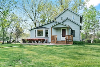 1307 Tower Ln, Cary, IL 60013