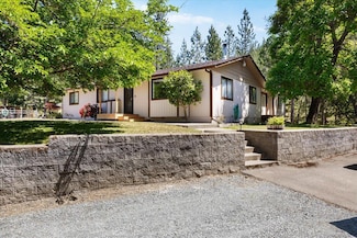 550 Bolt Mountain Rd, Grants Pass, OR 97527