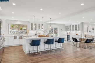 1019 Silverhill Dr, Lafayette, CA 94549
