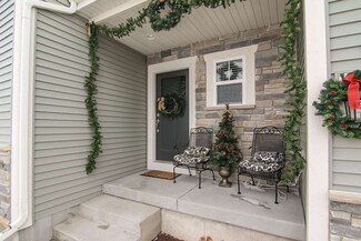 6642 Prairie Creek Rd, Windsor, WI 53598