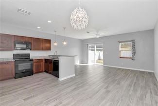 4035 11th St E, Bradenton, FL 34208