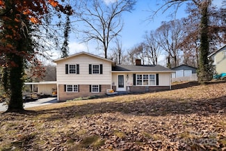 912 Parkwood Rd, Shelby, NC 28150