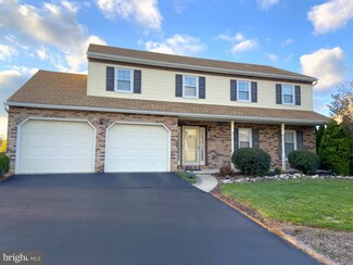 1536 Colony Dr, Reading, PA 19610