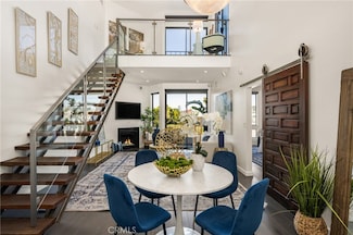 660 N Sweetzer Ave Unit 302, Los Angeles, CA 90048