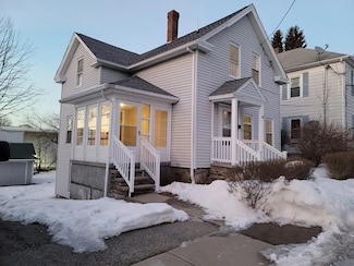 10 Elm St, Webster, MA 01570