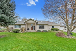 416 W Franklin Ave, Chewelah, WA 99109