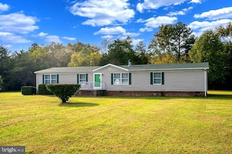 325 Bowlers Rd, Tappahannock, VA 22560