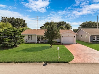 9400 NW 70th St, Tamarac, FL 33321