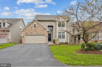 120 Porthcawl Ct, Avondale, PA 19311