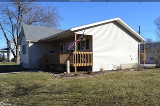 1508 S 14th St, Burlington, IA 52601