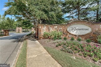 2444 Ballantrae Cir, Cumming, GA 30041