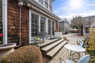 205 Spring St, Newport, RI 02840