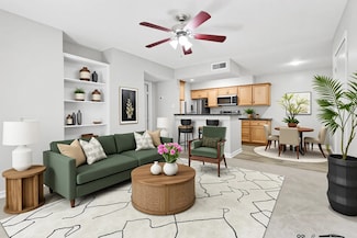 12955 Woodforest Blvd Unit 19, Houston, TX 77015