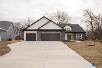 3505 Amesbury Dr, West Lafayette, IN 47906