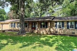 1941 Canterbury Square, Anniston, AL 36207