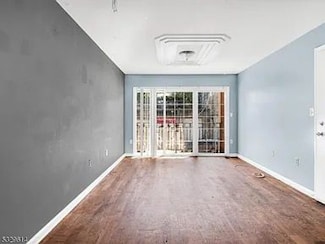 242 Pine St Unit 2, Elizabethport, NJ 07206