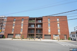 8841 Kennedy Blvd Unit 19, North Bergen, NJ 07047