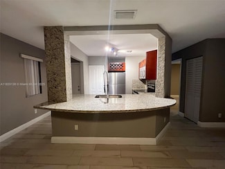 3421 NW 44th St Unit 104, Lauderdale Lakes, FL 33309