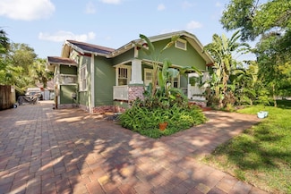216 W South Ave, Tampa, FL 33603
