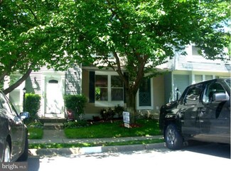 9108 Aspenpark Ct, Lorton, VA 22079