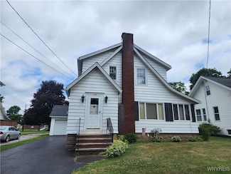 123 Roseland Ave, Medina, NY 14103
