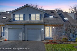 6 Maria Ct, Holmdel, NJ 07733