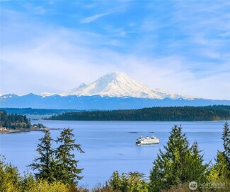 6705 NE Baker Hill Rd, Bainbridge Island, WA 98110
