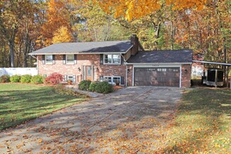 70514 Hilltop Rd, Union, MI 49130